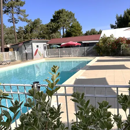 Campsite Mobil Confort Proche De L'ocean Lacanau